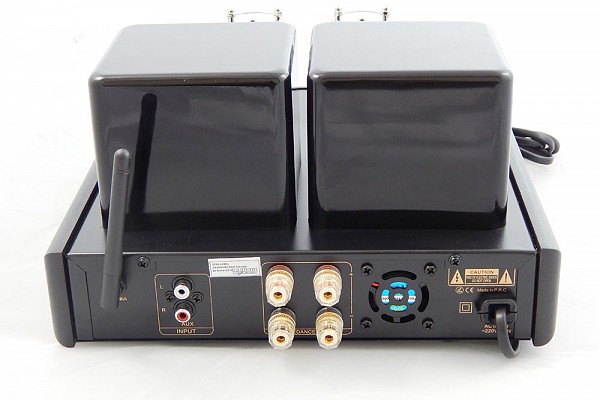 AV-2030 ΕΝΙΣΧΥΤΗΣ Hi-Fi ΜΕ ΛΥΧΝΙΕΣ